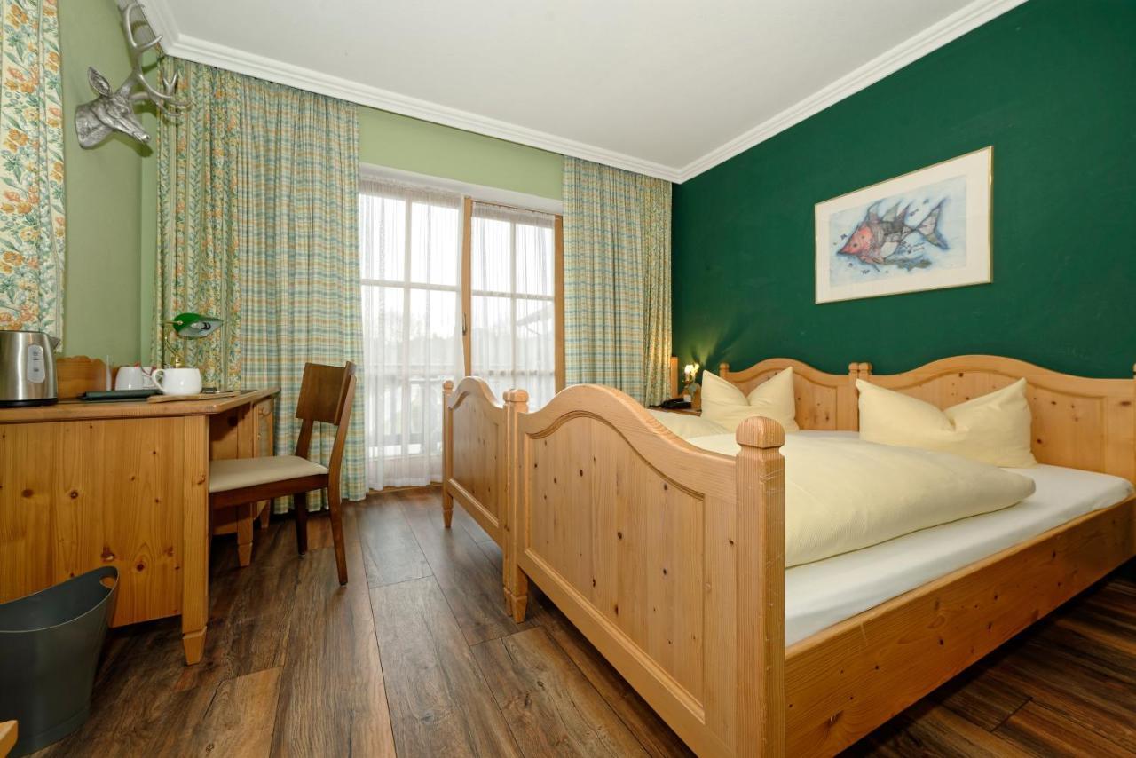 Hotel Zum Maximilian Bad Feilnbach Exteriör bild